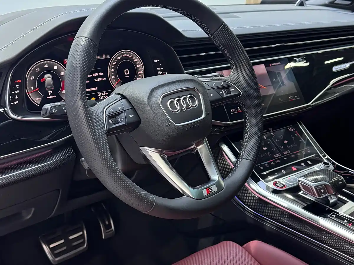 Audi SQ7 2024 2024 4.0 TFSI Dark Knight Edition
