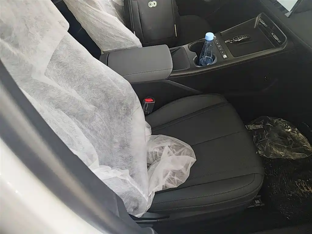 BYD Qin PLUS 2026 2026 DM-i Smart Edition 128KM Progressive