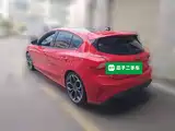 Фото 25 - Ford Focus