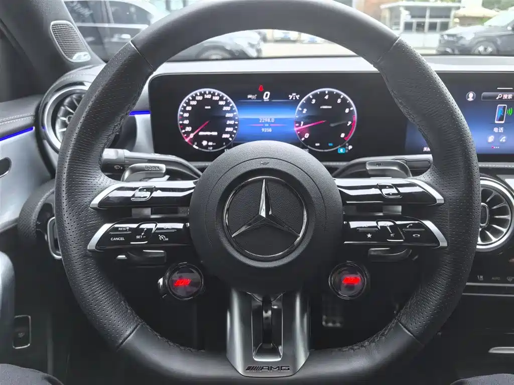 MERCEDES-BENZ CLASS A AMG