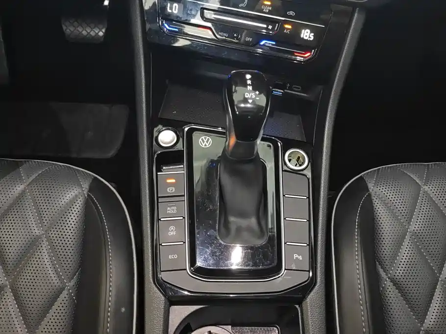 Volkswagen Sagitar, миниатюра 16