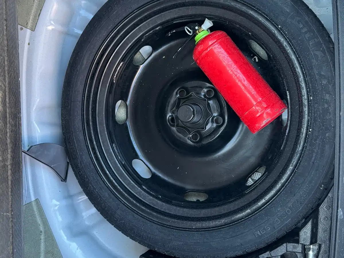 VOLKSWAGEN T ROC EXPLORING SONGS