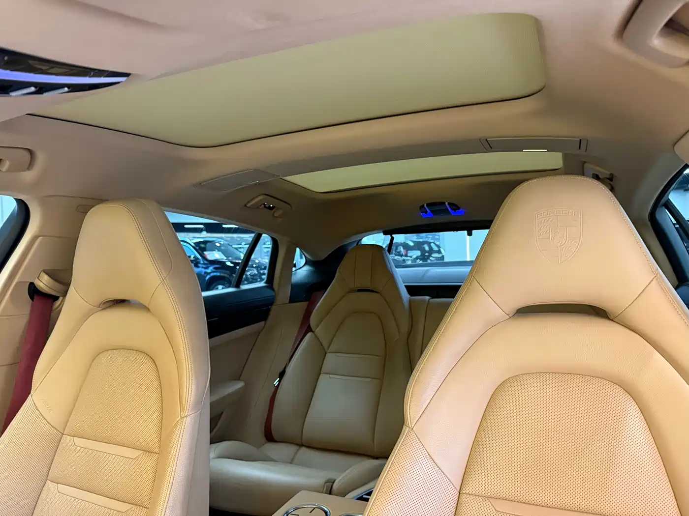Porsche Panamera 2017 Panamera 4 Executive Long Wheelbase 3.0T фото 28