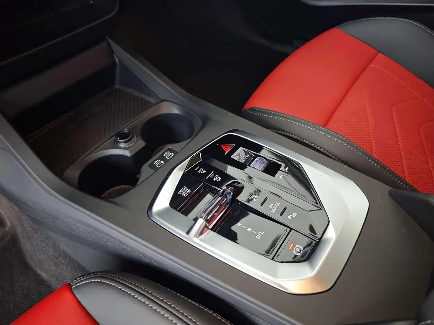 BMW 2 Series 2025 225L M Sport Moonlight Package фото 9