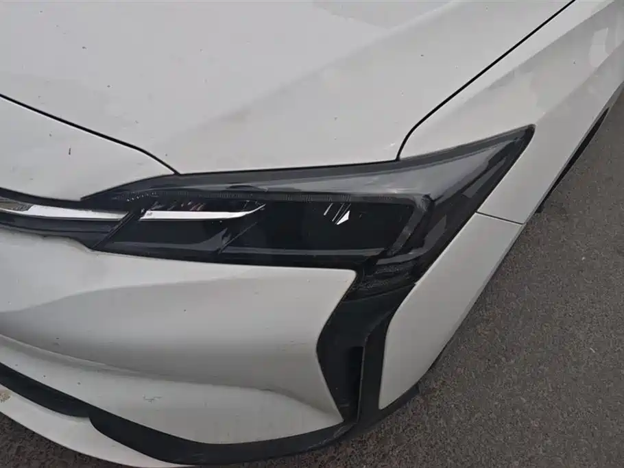 BUICK SLIGHTLY BLUE 6