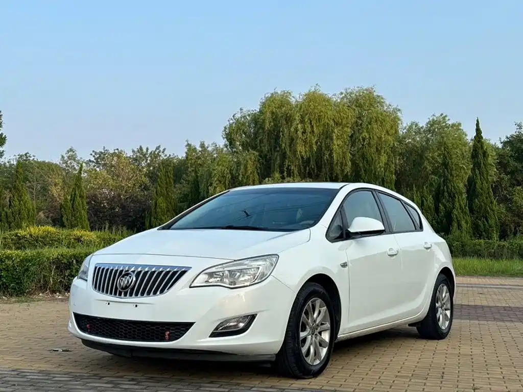 Photo 1 - Buick Excelle