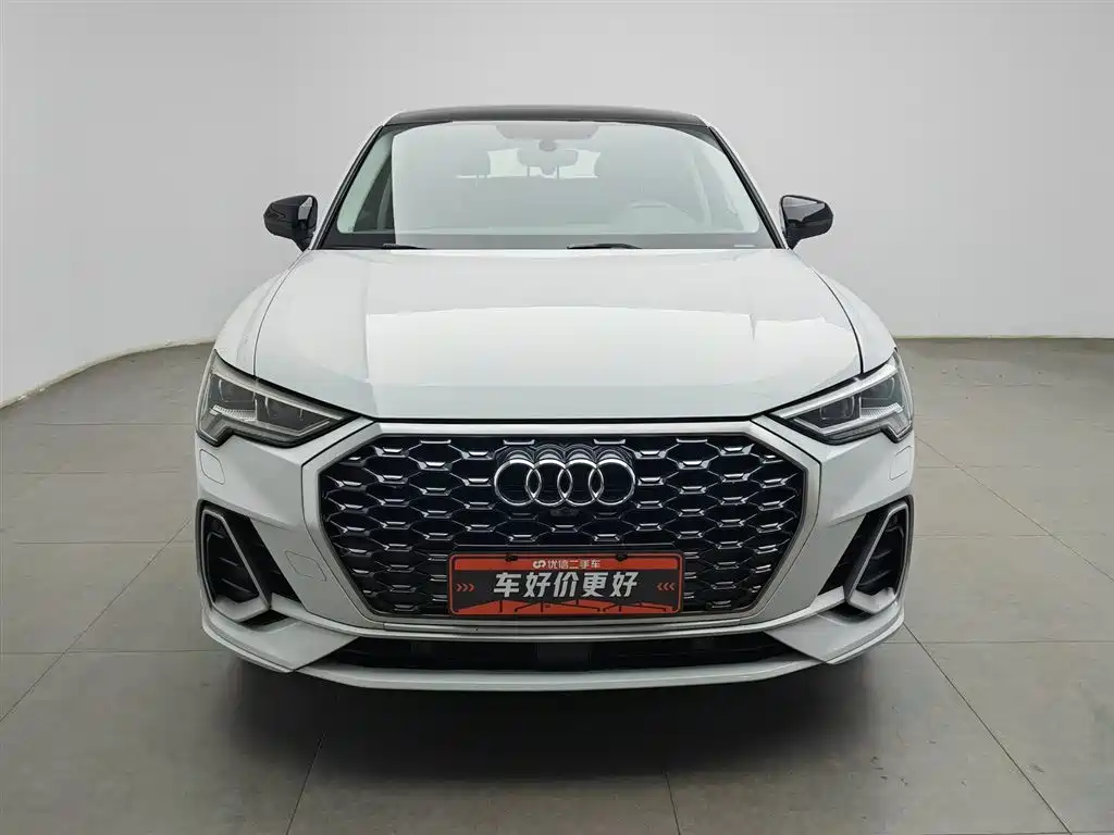 Audi Q3 Sportback 2020 40 TFSI Fashion фото 3