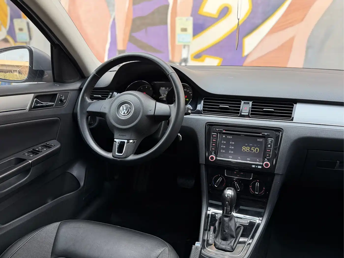 Volkswagen Bora 2014 1.6L Automatic Comfort Edition фото 8