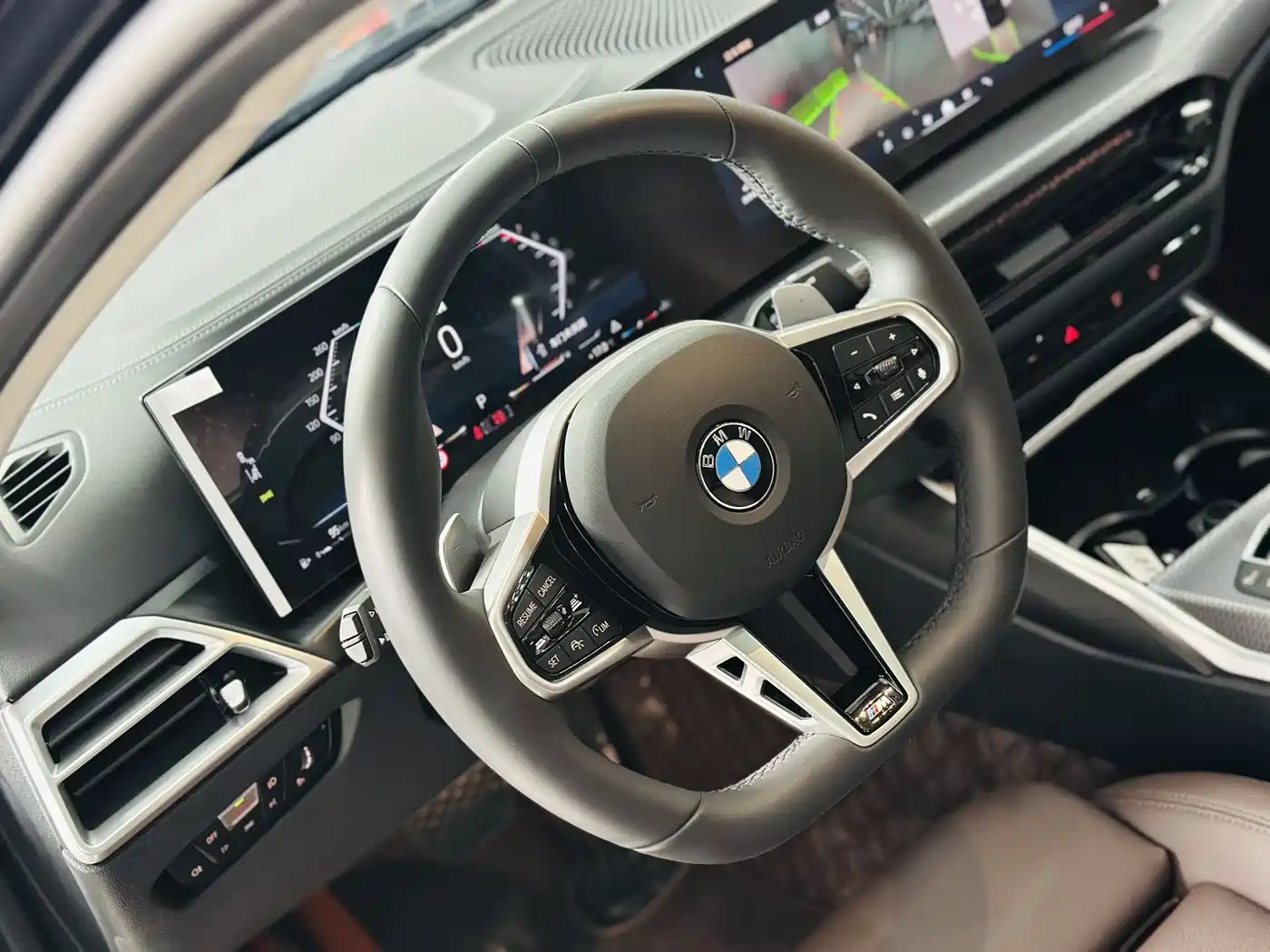 BMW 3 Series 2025 330Li M Sport Night Edition фото 12