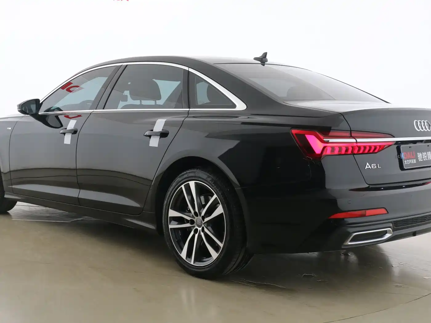 Audi A6L 2021 40 TFSI Luxury Sport фото 9