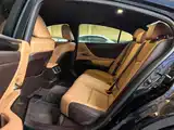 Фото 7 - Lexus ES