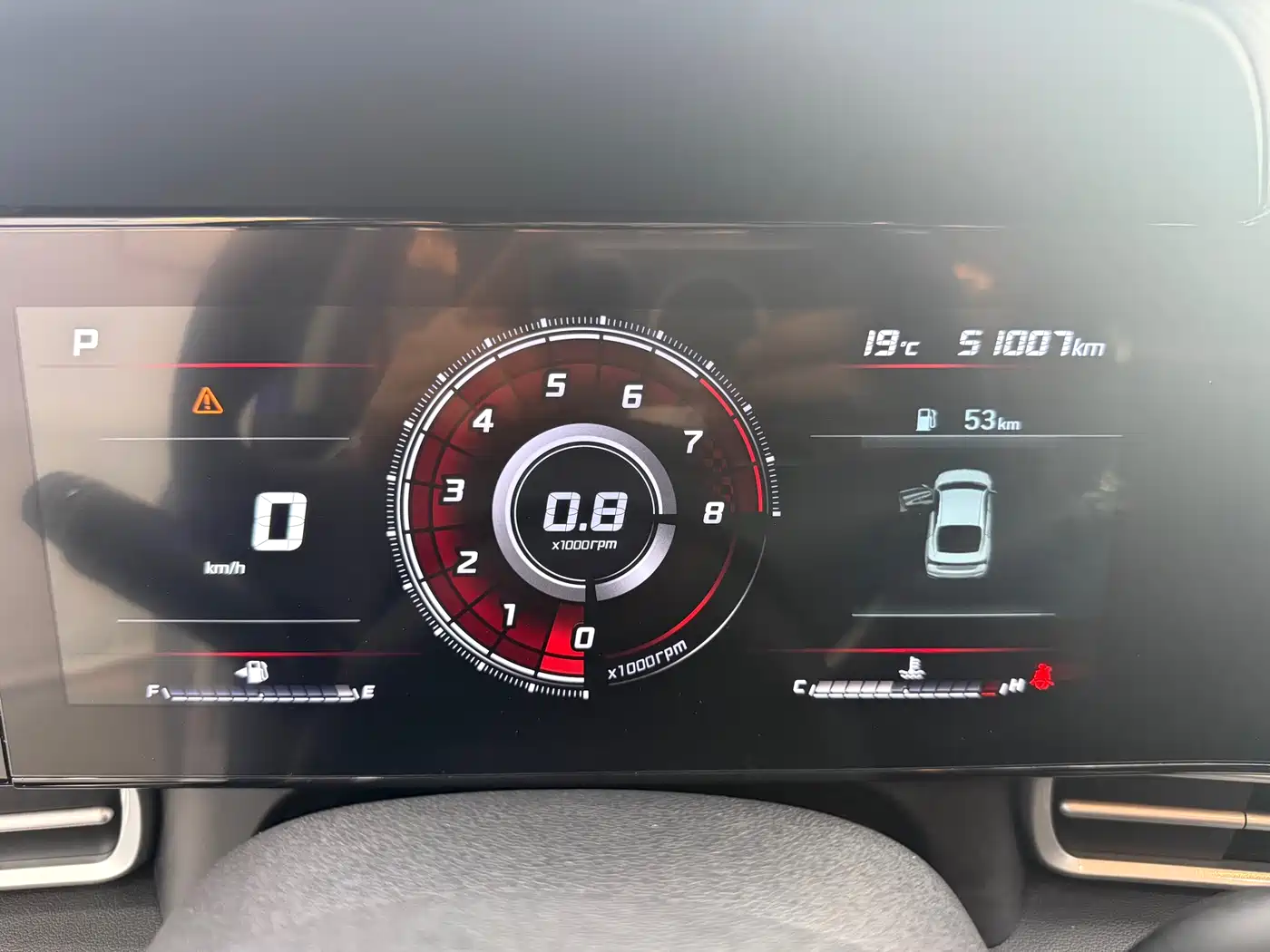 Hyundai Elantra 2022 1.5L CVT LUX Premium Edition фото 17