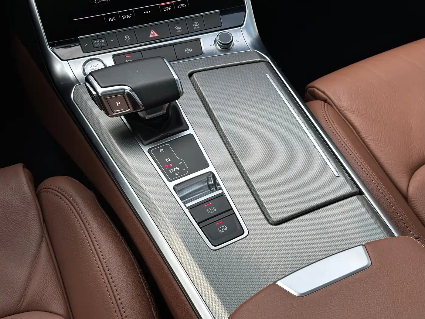 Audi A6L 2020 40 TFSI Luxury Elegance фото 17