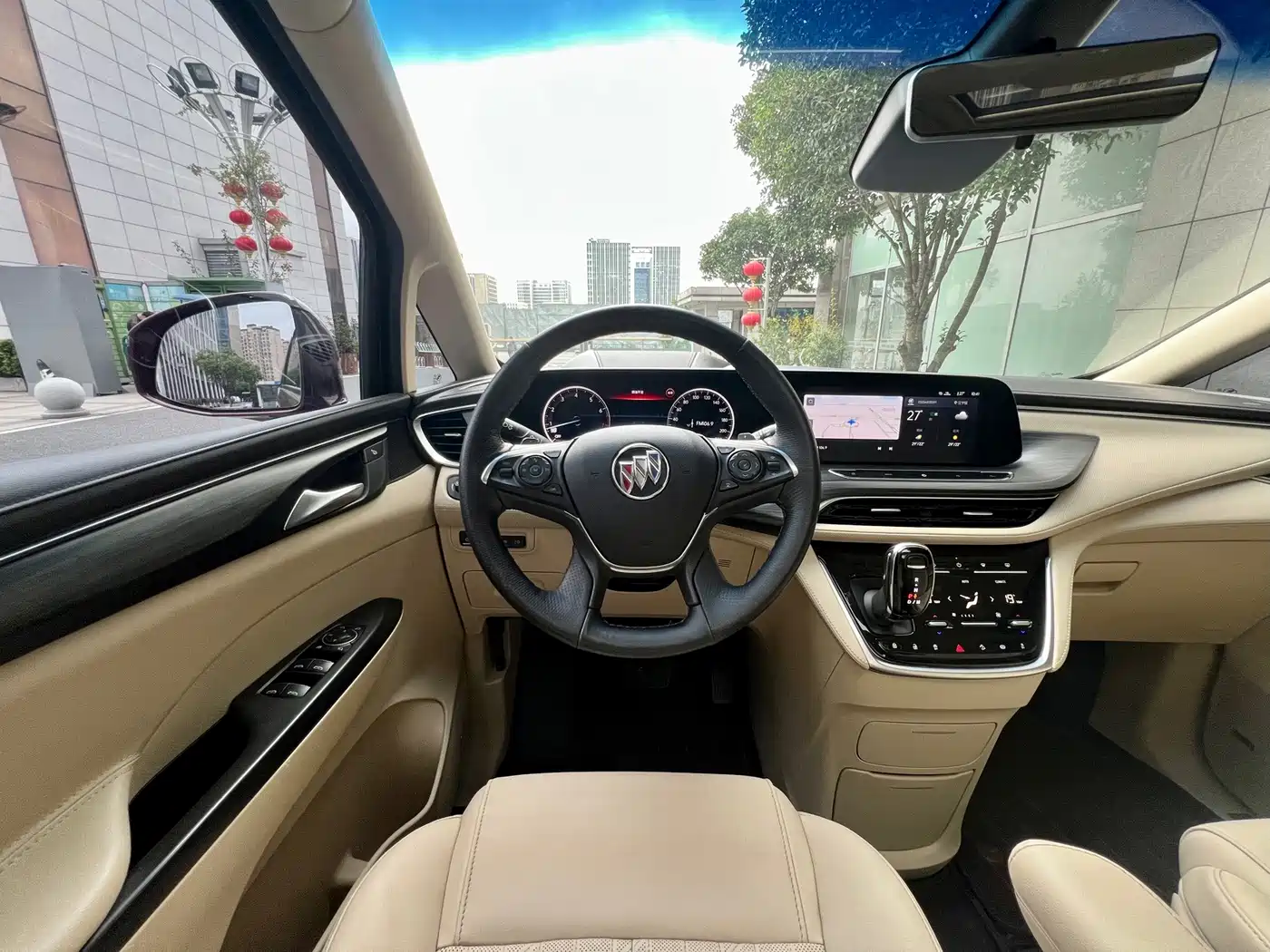 Photo 16 - Buick GL8