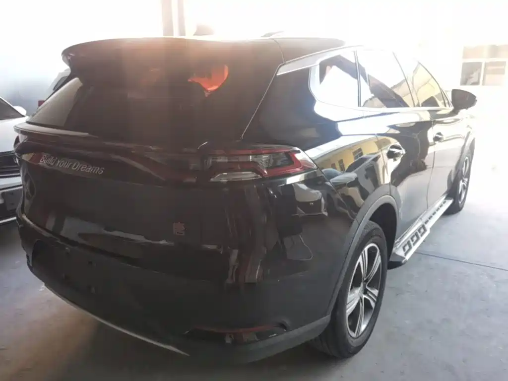 BYD Tang 2020 2019 2.0T Automatic Smart Connect Luxury 5-seater China VI
