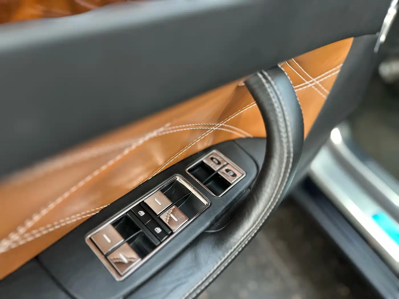 Photo 5 - Bentley Flying Spur