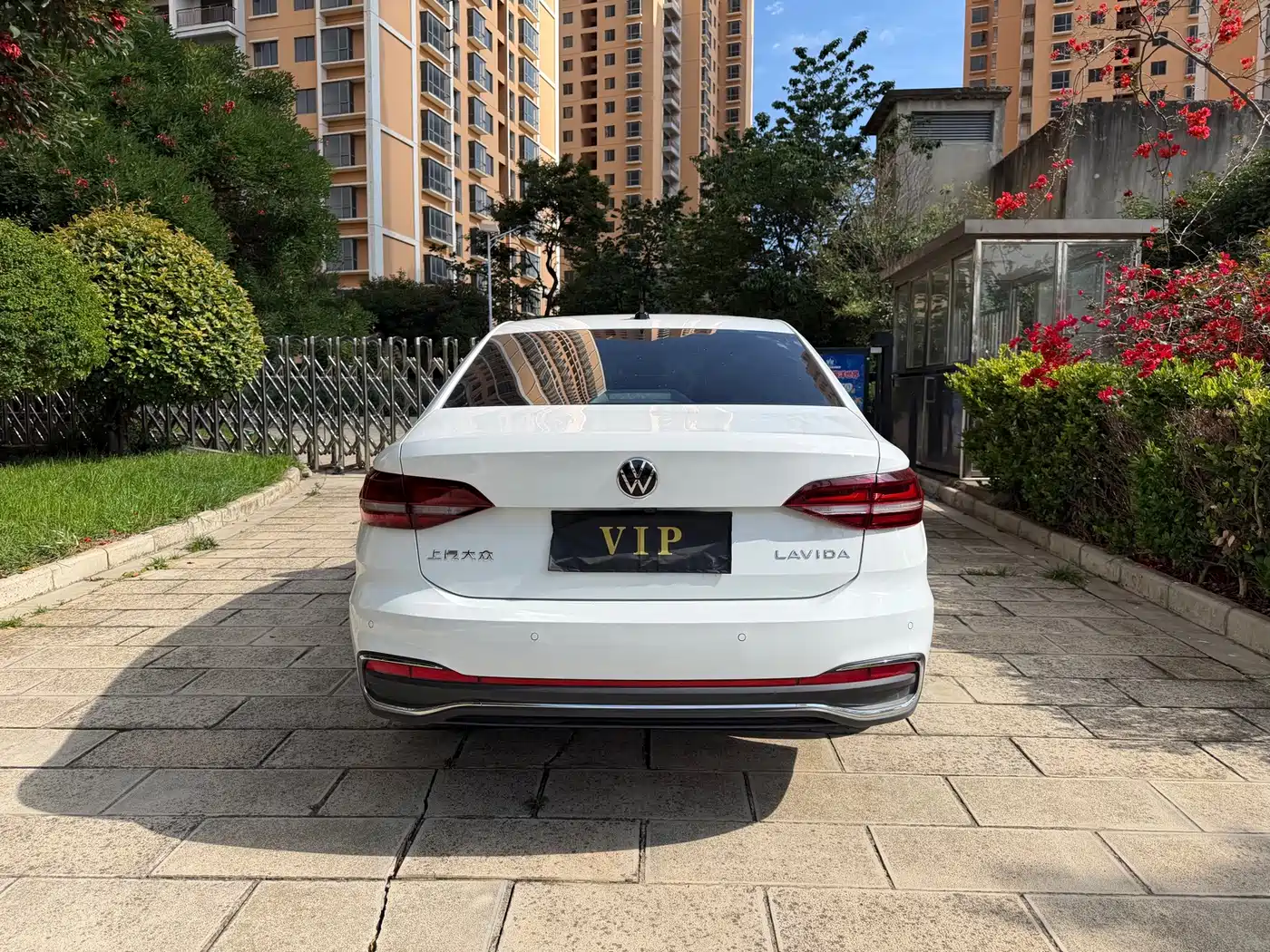 Photo 5 - Volkswagen Lavida