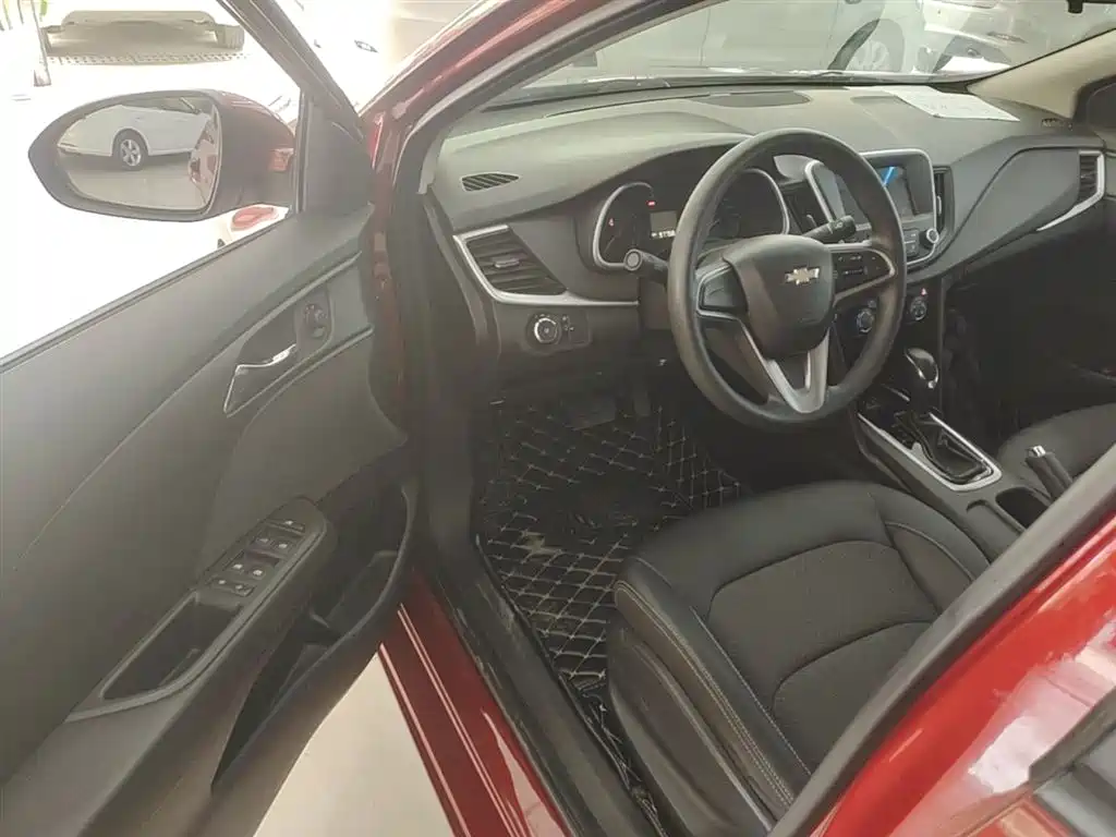 Chevrolet Cavalier 2019 320 Automatic Joy Edition фото 16