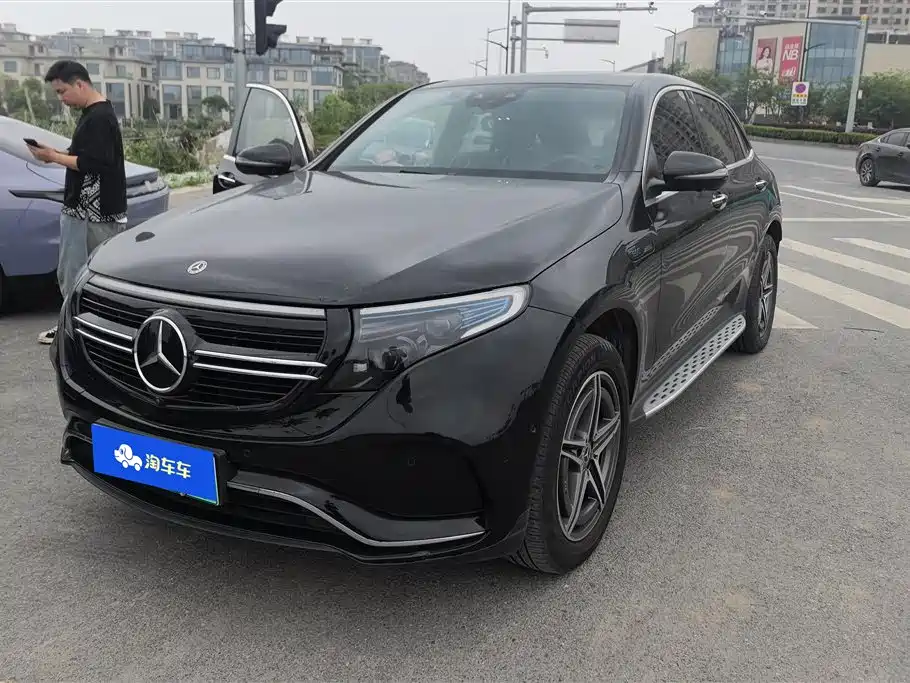 MERCEDES-BENZ EQC 2021