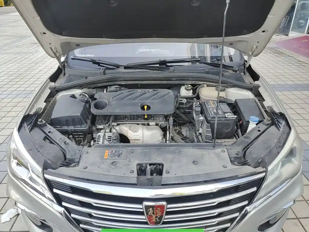 Фото 20 - Roewe i5