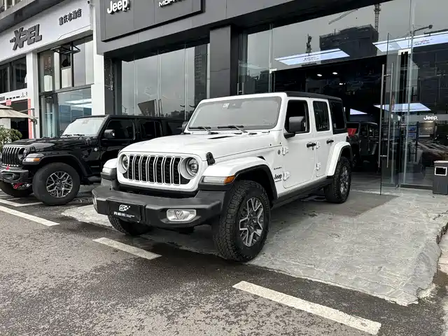 Jeep Wrangler 2024 Model 2.0T Sahara Four-Door Version