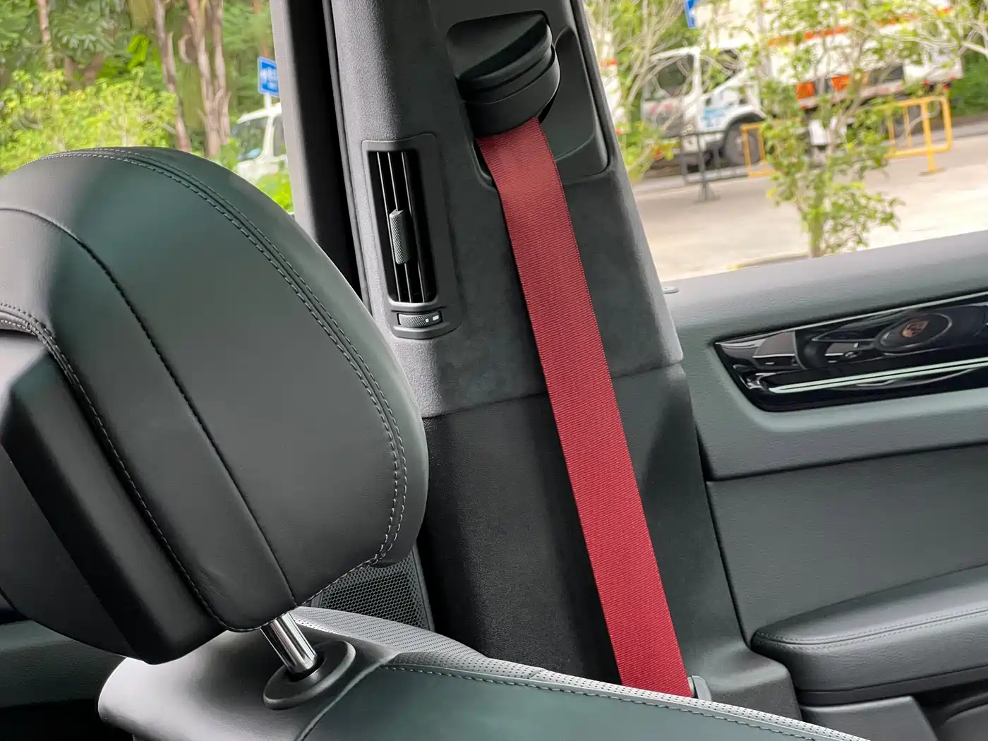 Porsche Cayenne, миниатюра 24
