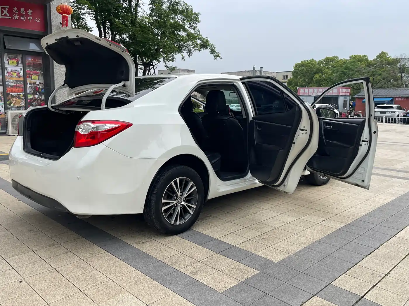 Toyota Levin 2016 1.6G CVT Elite Edition фото 15