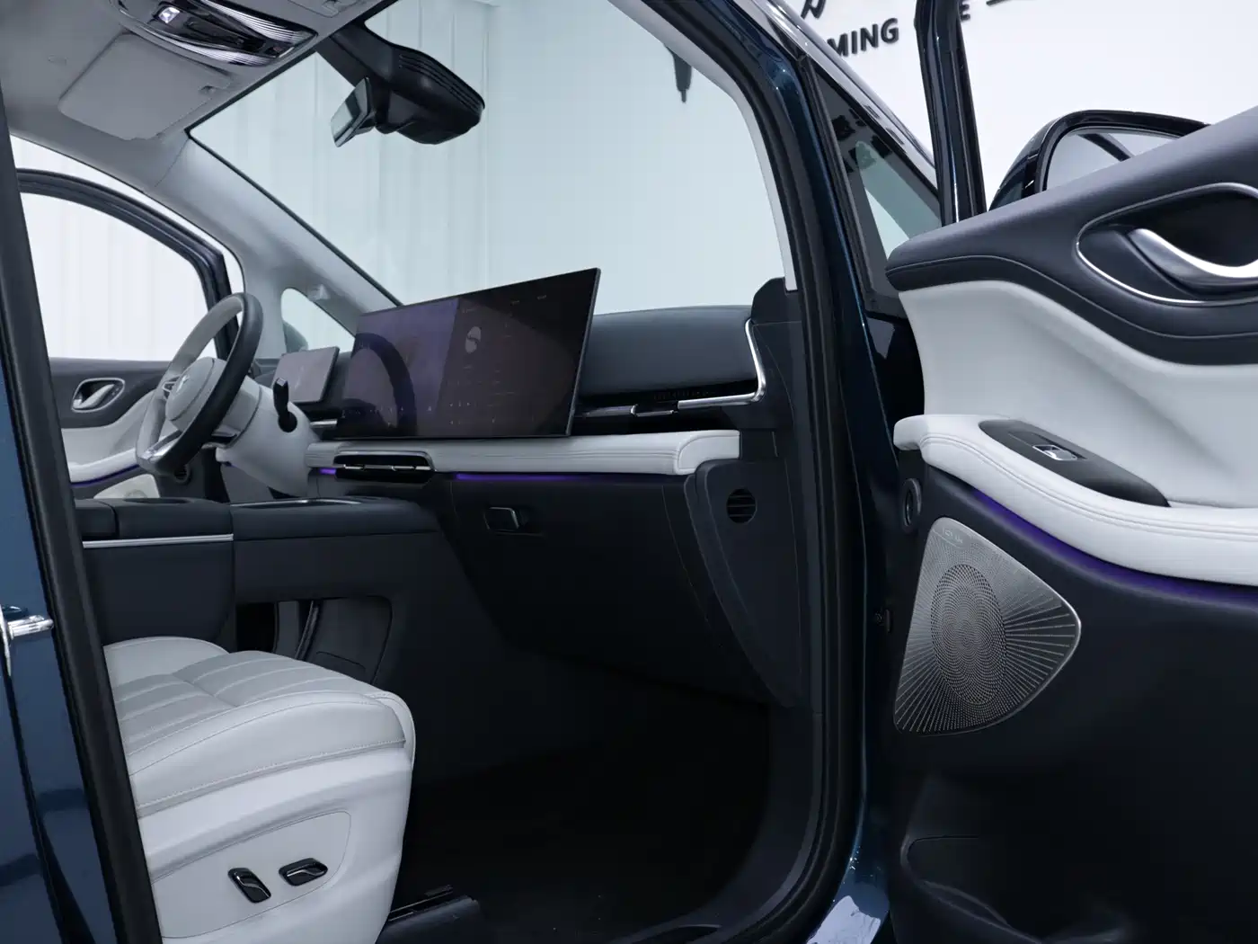 Voyah Auto Voyah Dreamer 2025 2025 PHEV AWD Flagship Kunpeng Edition