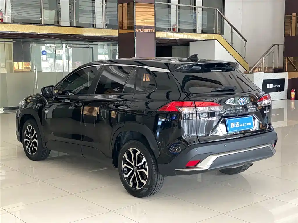 Toyota Frontlander 2023 2.0L Smart Hybrid Dual Engine Luxury Edition фото 5