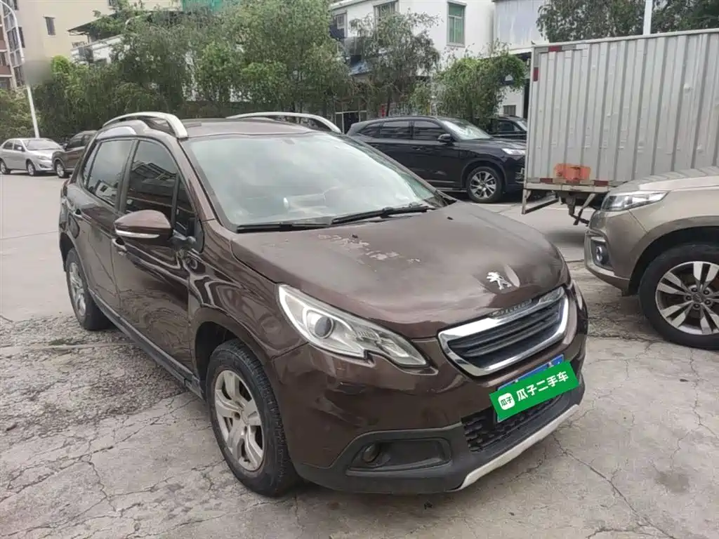 Peugeot 2008 2014 1.6L Automatic Trend Edition фото 4