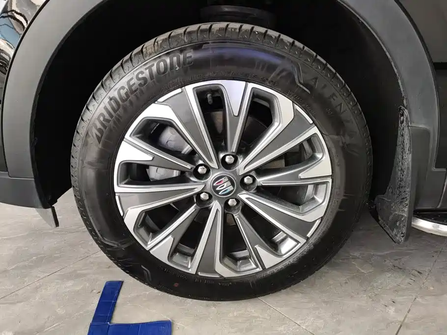 Buick Envision Plus 2025 2025 Enclave Plus 28T 2WD Platinum Edition