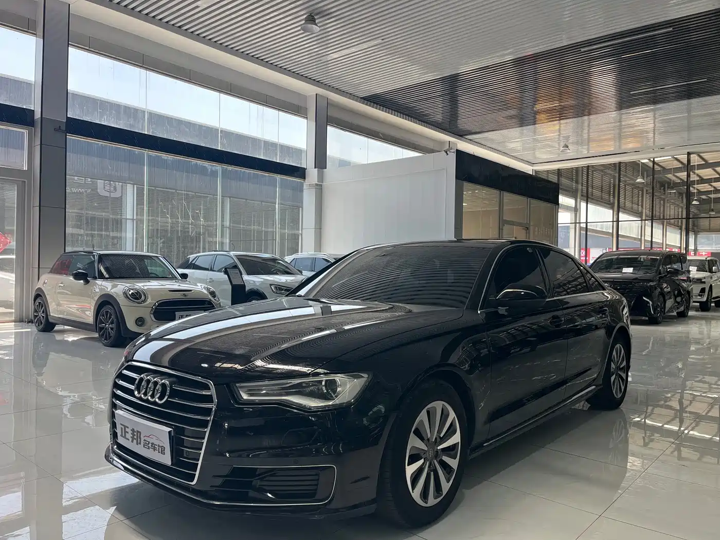 Photo 1 - Audi A6L