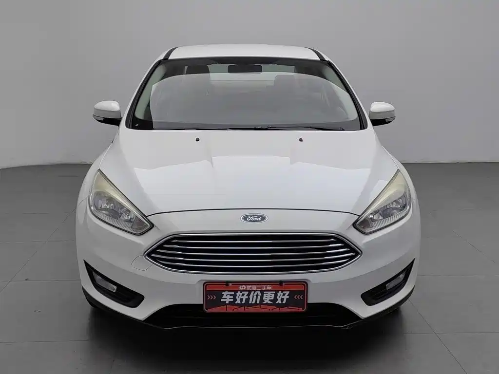Photo 3 - Ford Focus