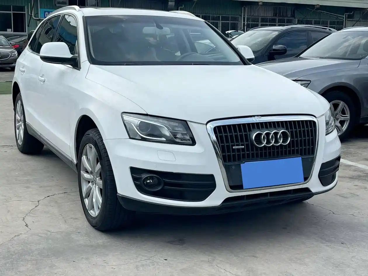 Photo 3 - Audi Q5