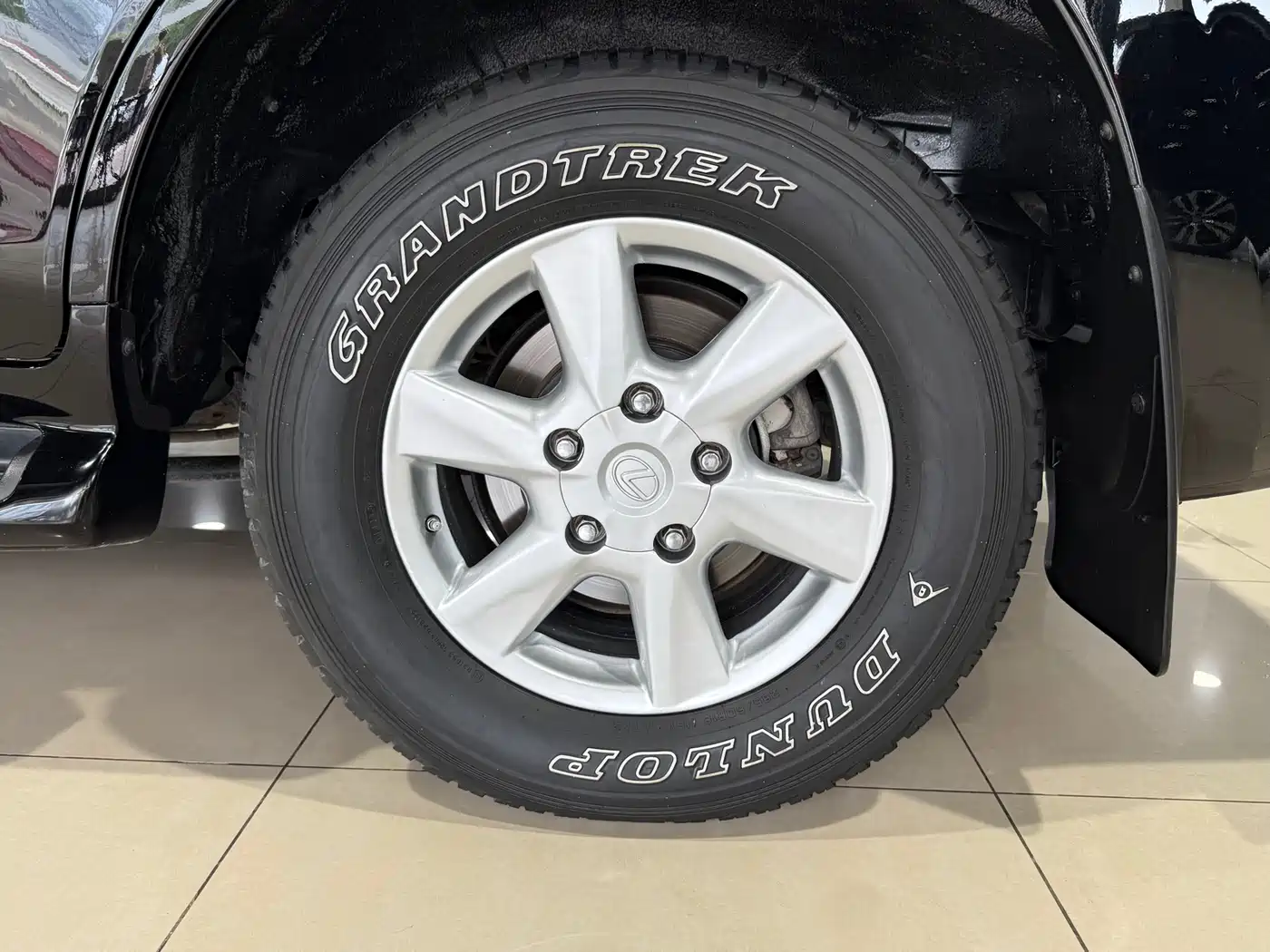Lexus LX 2012 Model 570 фото 6