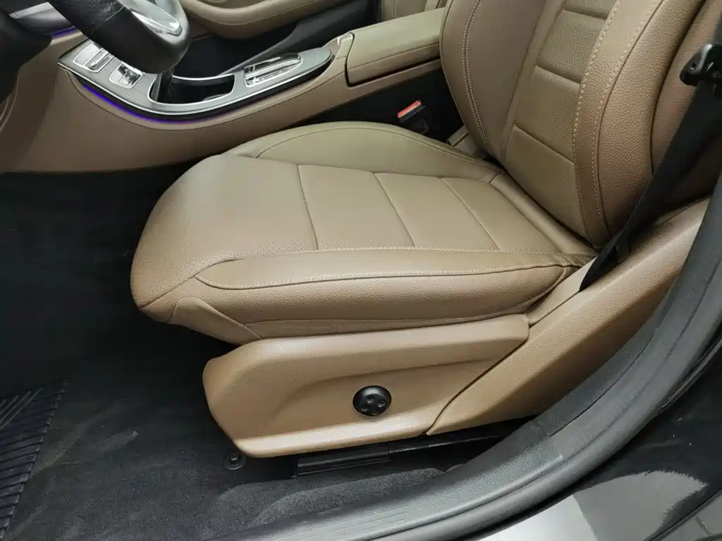 Mercedes-Benz E-Class, миниатюра 20