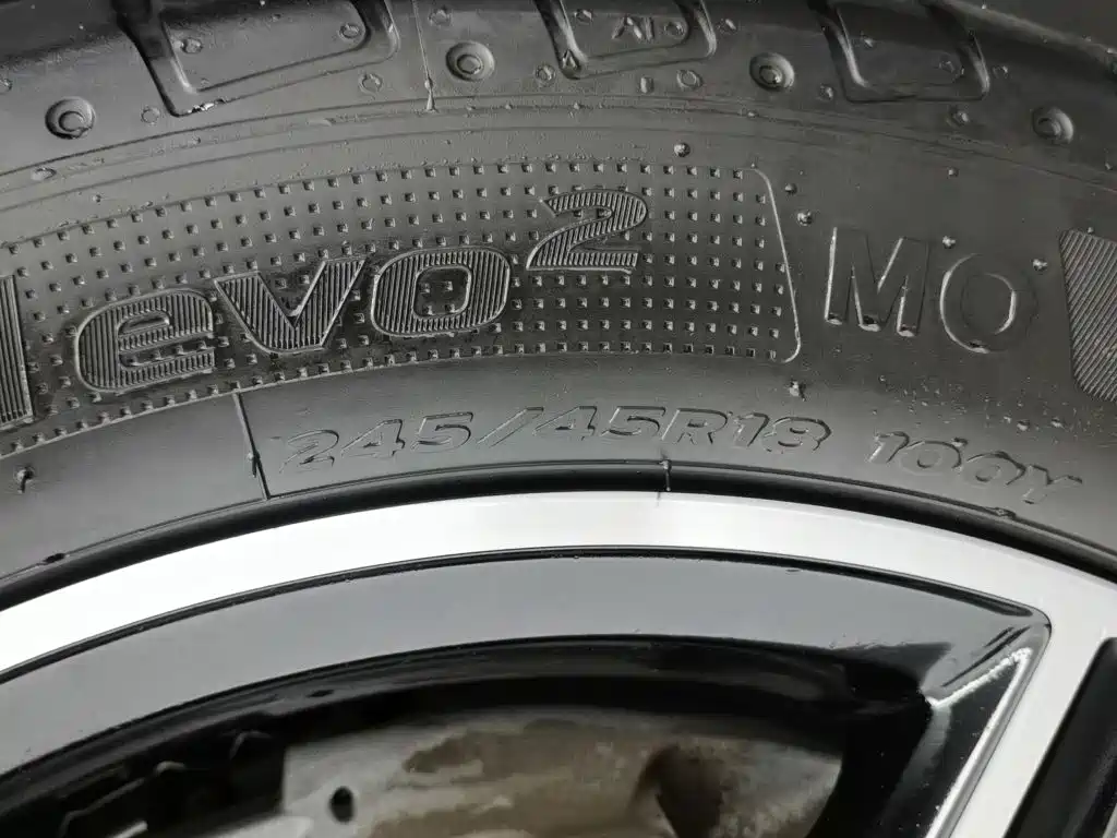 Mercedes-Benz E-Class, миниатюра 24