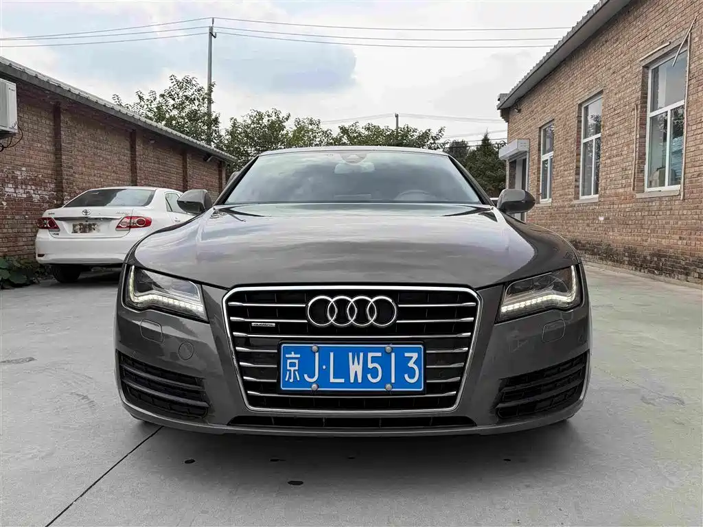 Audi A7 2012 2012 3.0TFSI quattro Luxury Model