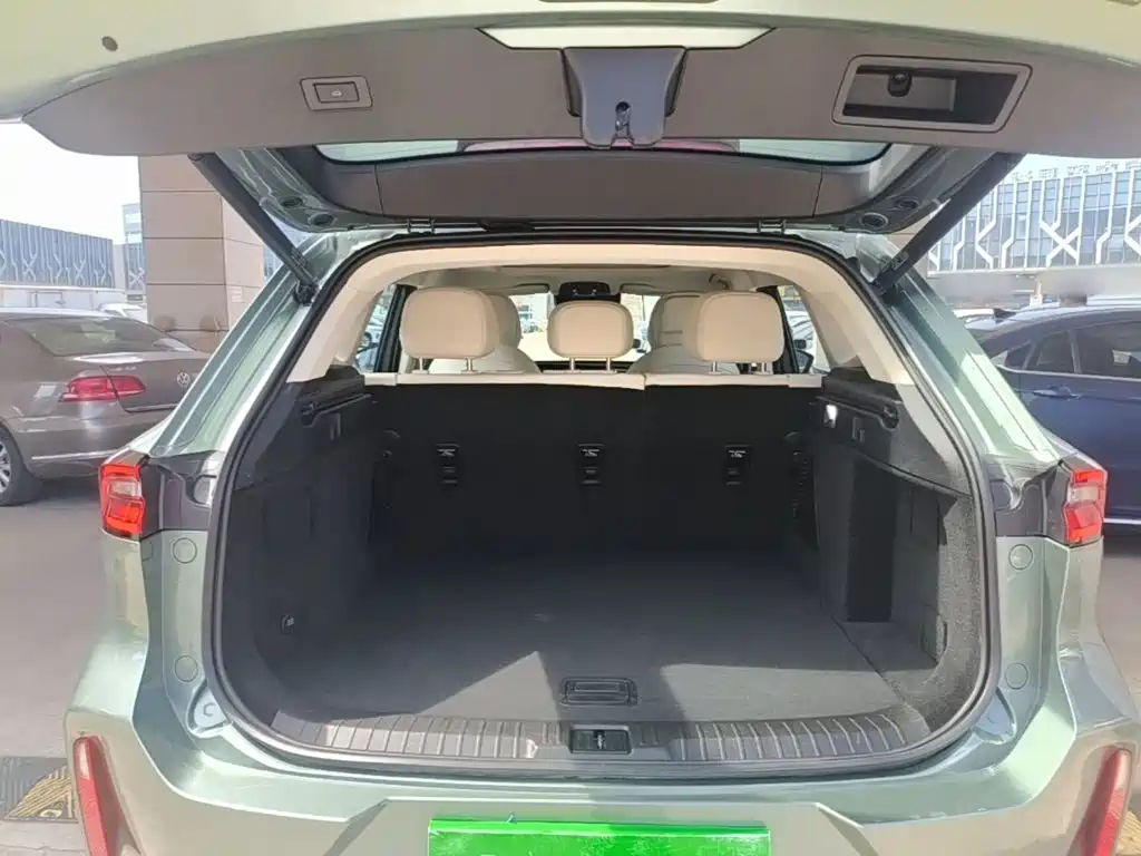 Exeed Lingyun 2023 2024 300T 2WD Starlight Edition