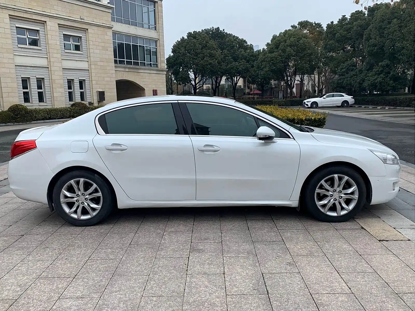 Photo 4 - Peugeot 508
