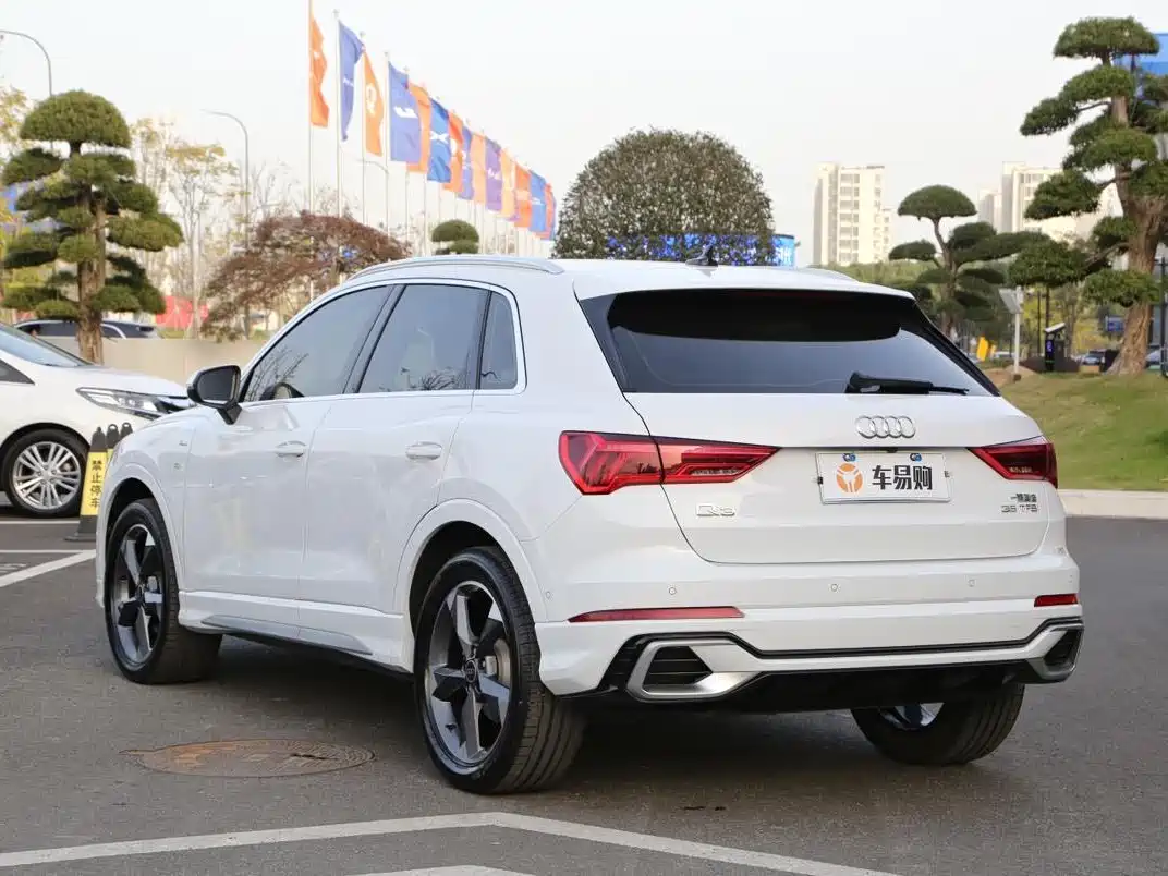 Audi Q3 2024 35 TFSI Fashion Sport фото 20