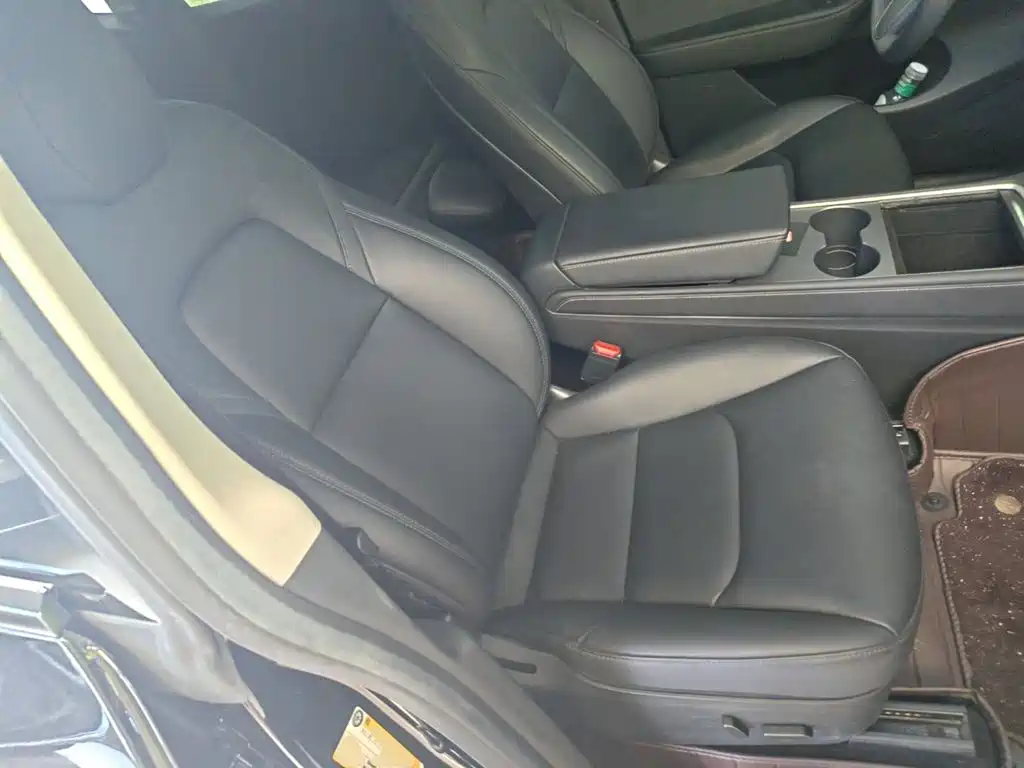 Фото 25 - Tesla Model Y