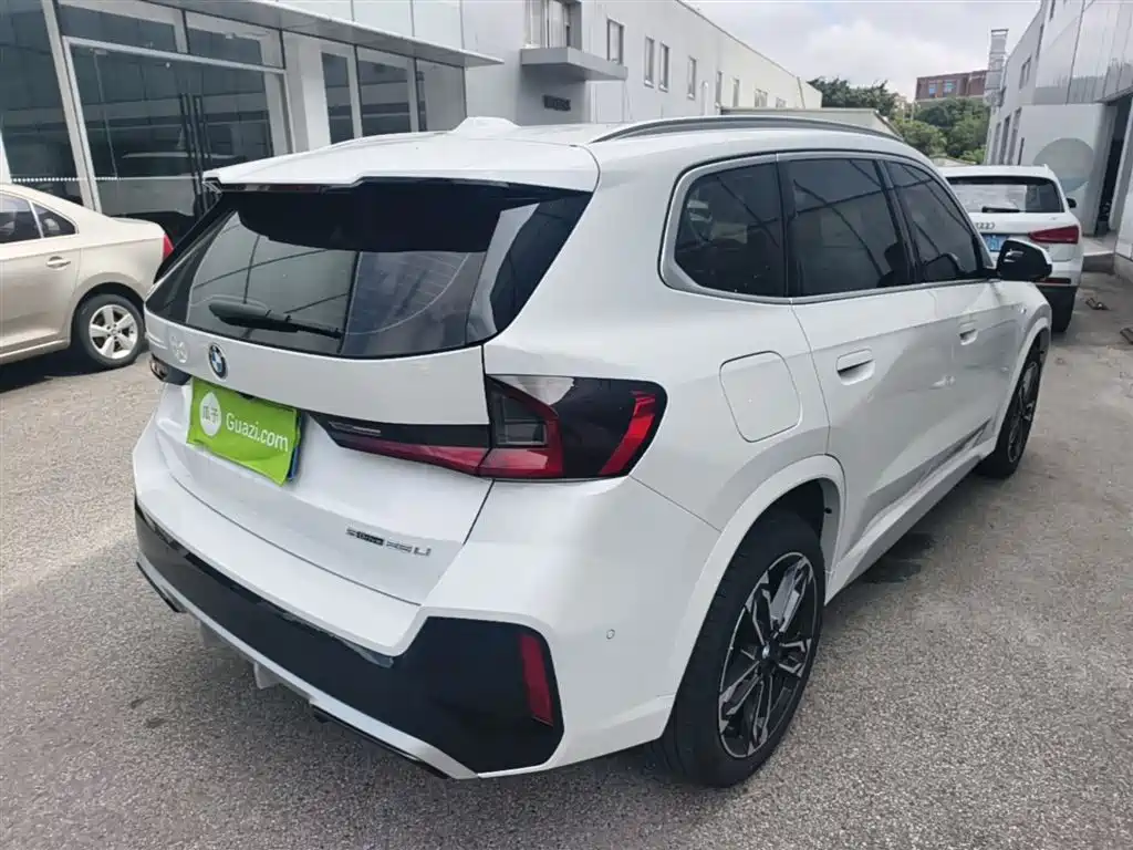 BMW X1 2024 sDrive25Li M Sport Package фото 5