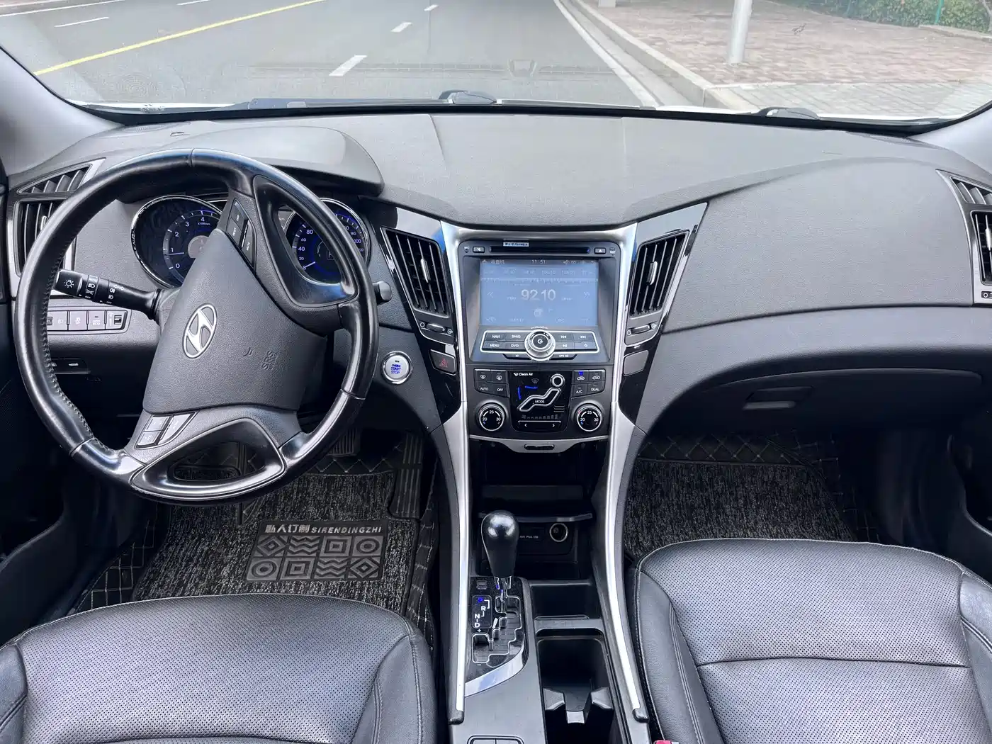 Hyundai Sonata 2013 2.0L Automatic Luxury Edition фото 11