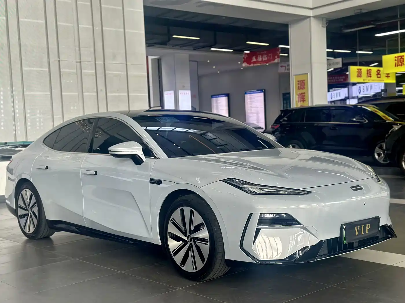 Geely Galaxy Galaxy E8 2024 2024 665km RWD Starship Voyager Edition