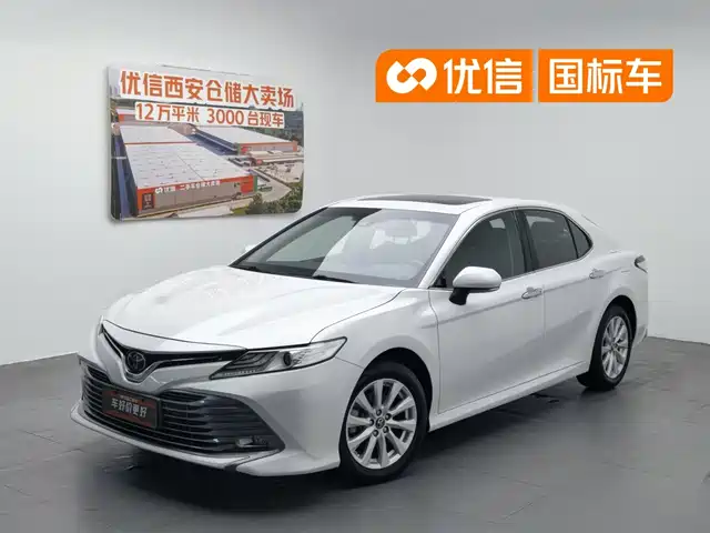 Toyota Camry 2019 Facelift 2.0G Luxury Edition — фото 1
