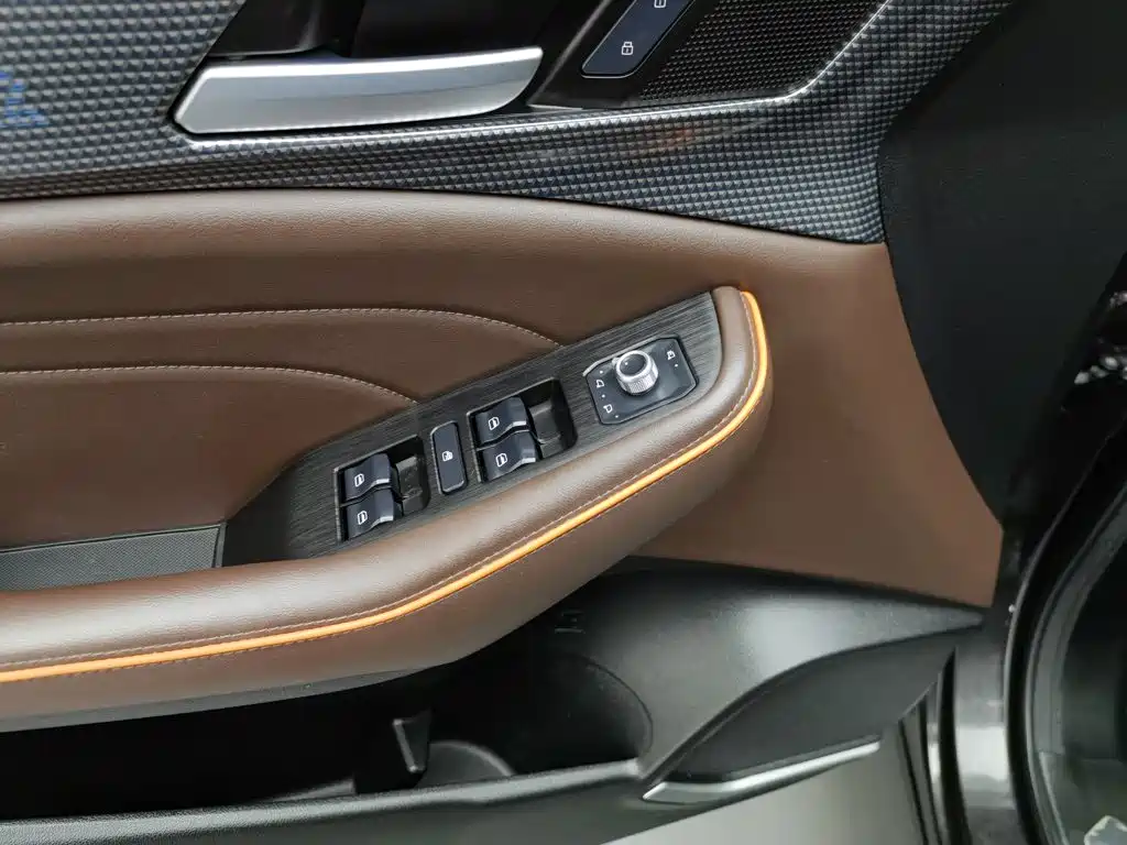 Haval F7 2021 2021 2.0T AWD i-Joy