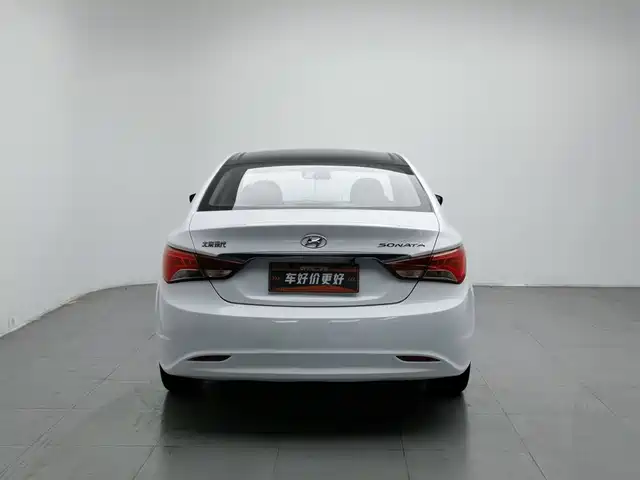 Hyundai Sonata 2013 2.0L Automatic Luxury Edition — фото 4