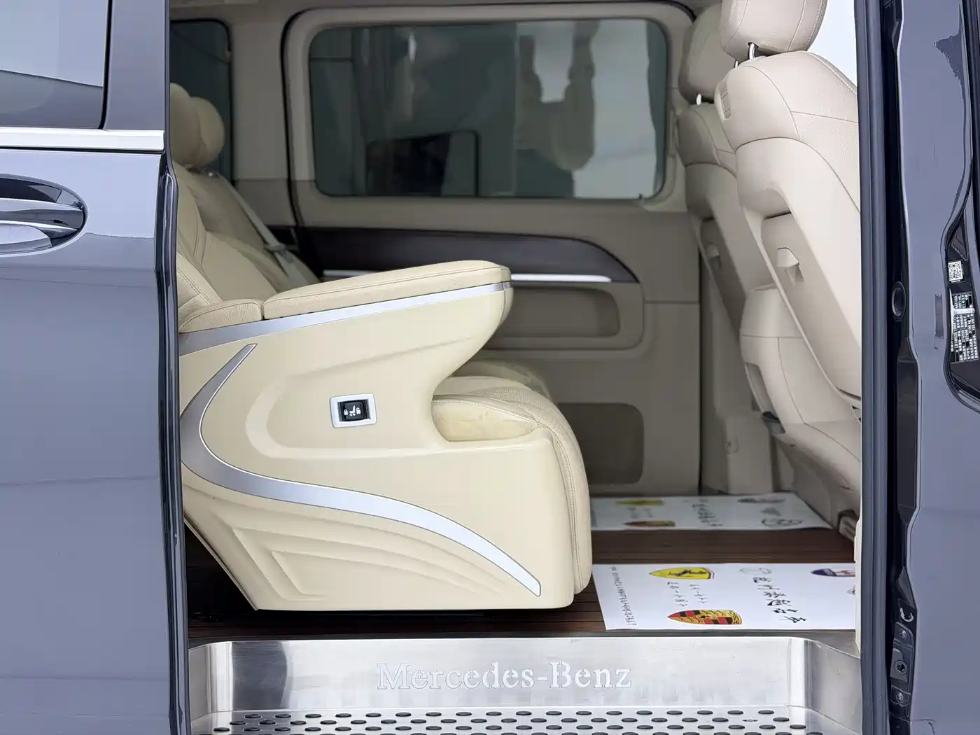Mercedes-Benz V-Class 2021 V 260 Pilot Edition фото 15