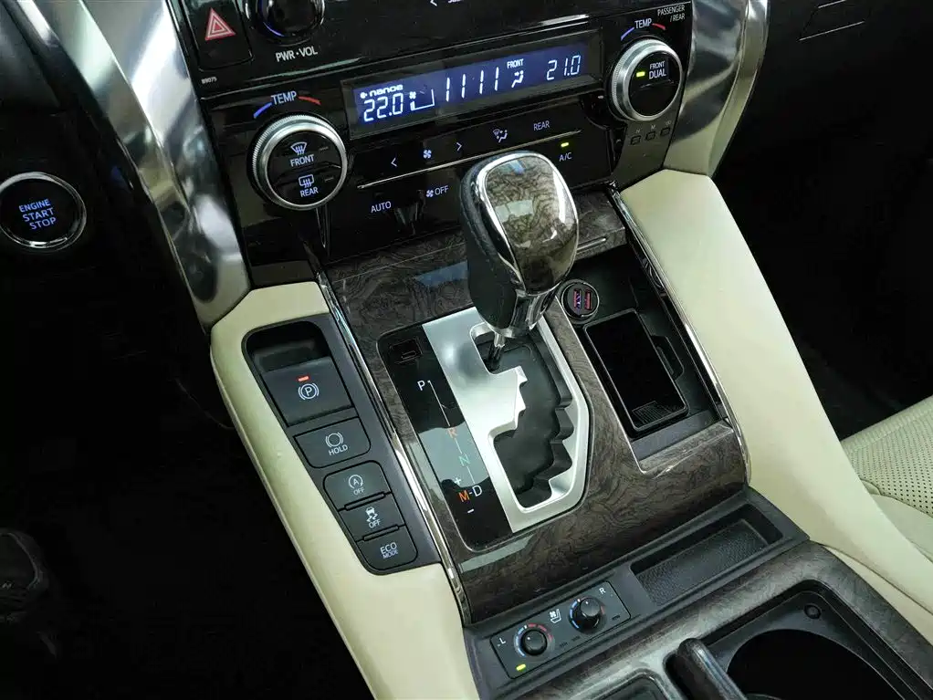 Toyota Alphard 2018 Facelift 3.5L Premium Edition фото 10